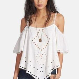 🌈 Free People embroidered top Sz M